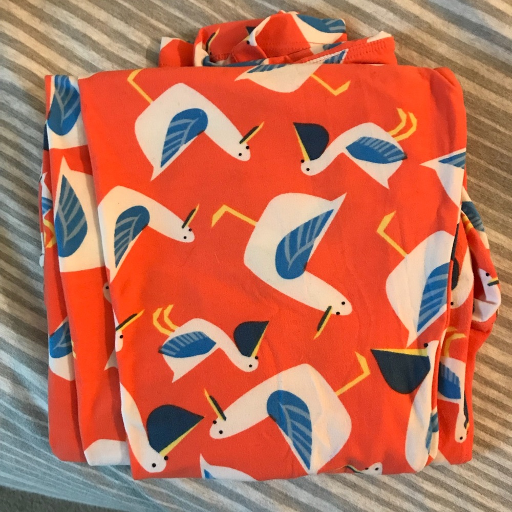 2 Lularoe leggings Tc